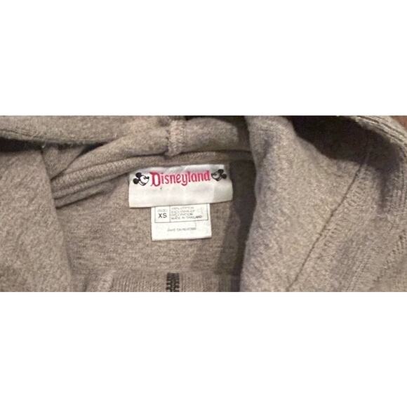 Disneyland Winnie the Pooh Piglet Hoodie XS Beige Embroidered Resort Exclusive - Picture 5 of 7